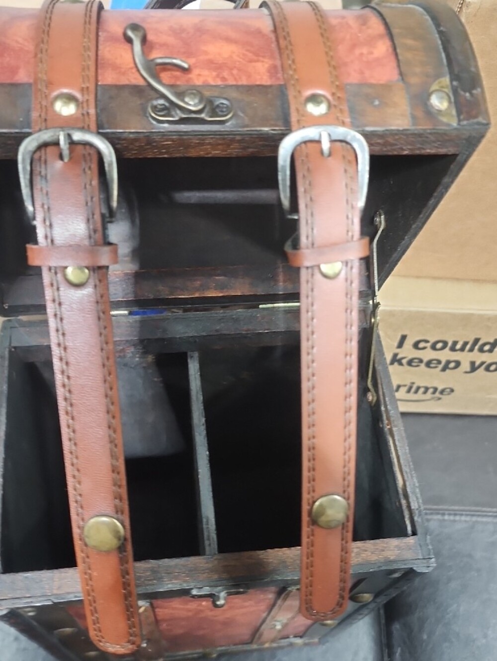 Vintage-Style Brown Faux Leather Treasure Chest Trunk - Picture 4 of 8